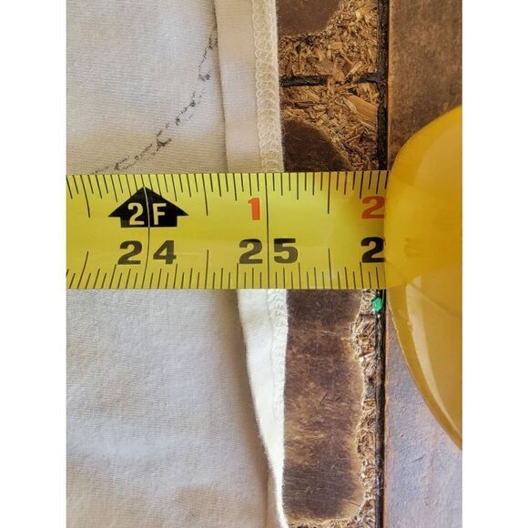 Apple Bottoms Women's Ivory Strappy Neck Graphic Tee Size 2X - Picture 5 of 6